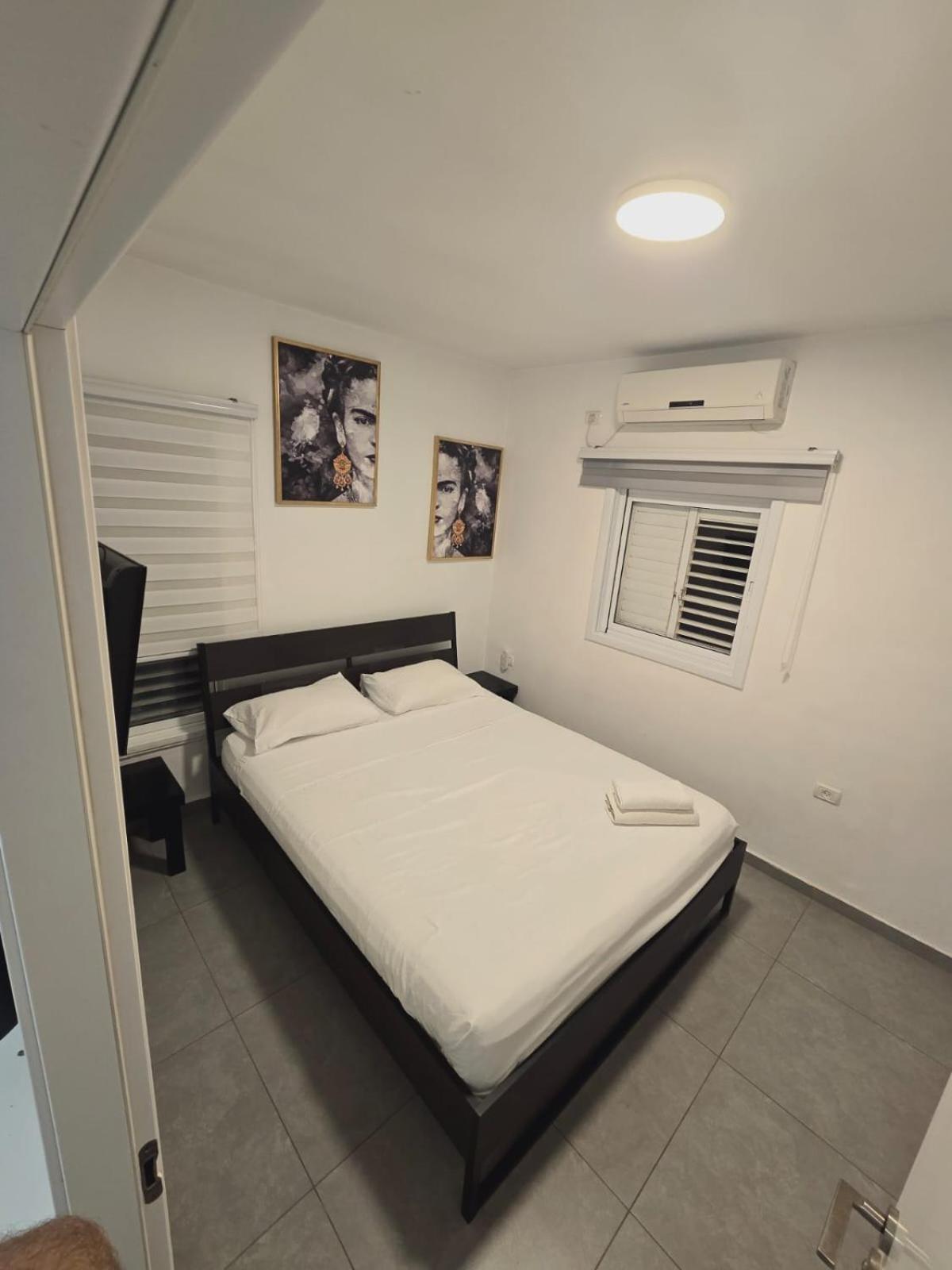 Gk Apartment Harmony Бат-Ям Экстерьер фото